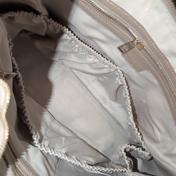 Mina Baie Hobo Tote - Picture 3 of 4